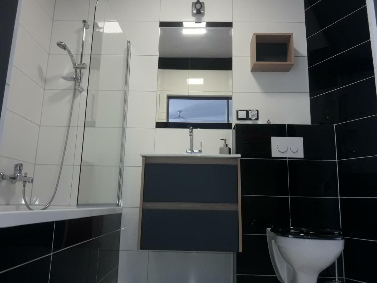 Apartament Szczesliwy 下乌斯奇基 外观 照片
